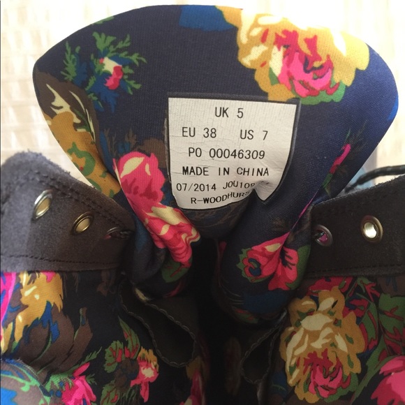 Joules Rain Boots - Picture 8 of 8